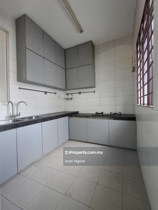 2-storey Terraced House for Sale in Pju 1a, Ara Damansara by Ivan Ngow - Kitchen - iProperty.com.my