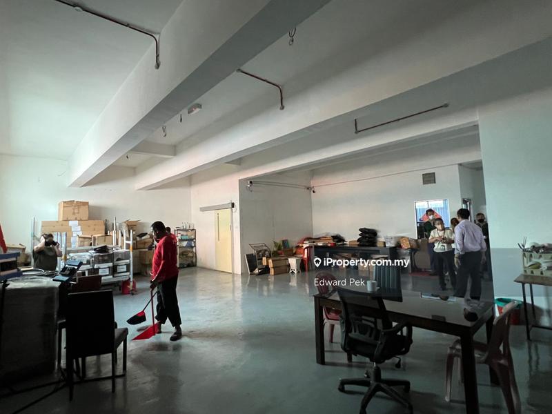 Kilang Berkembar untuk Dijual di Seksyen 33, Shah Alam oleh Edward Pek - iProperty.com.my
