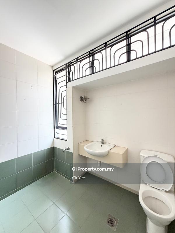 3-storey Terraced House for Sale in Taman Esplanad, Bukit Jalil by Ck Yee - iProperty.com.my