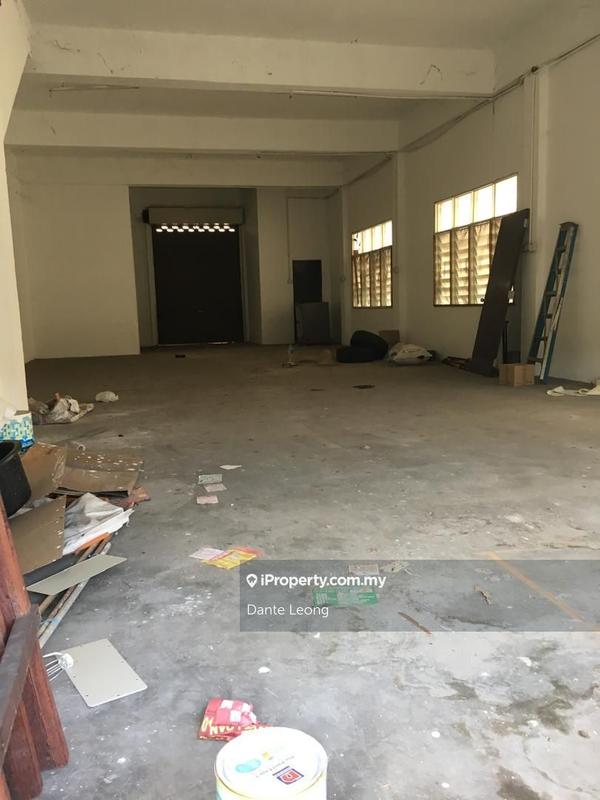 Shop / Office for Sale in Taman Petaling Utama, Petaling Jaya by Dante Leong - iProperty.com.my