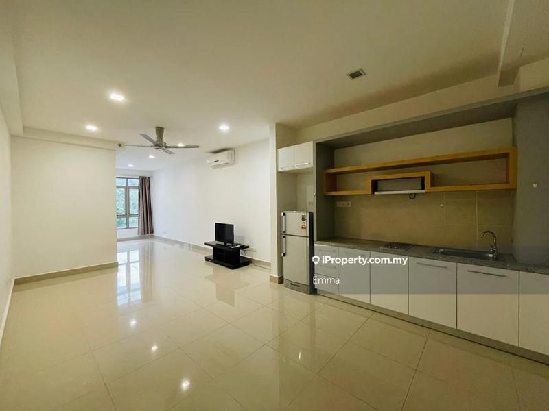 For Sale - Shaftsbury Residence