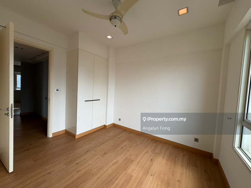 For Sale - Kiaraville