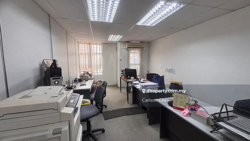 Shop / Office untuk Disewa di Usj 10, Subang Jaya oleh Carlson Chee - iProperty.com.my