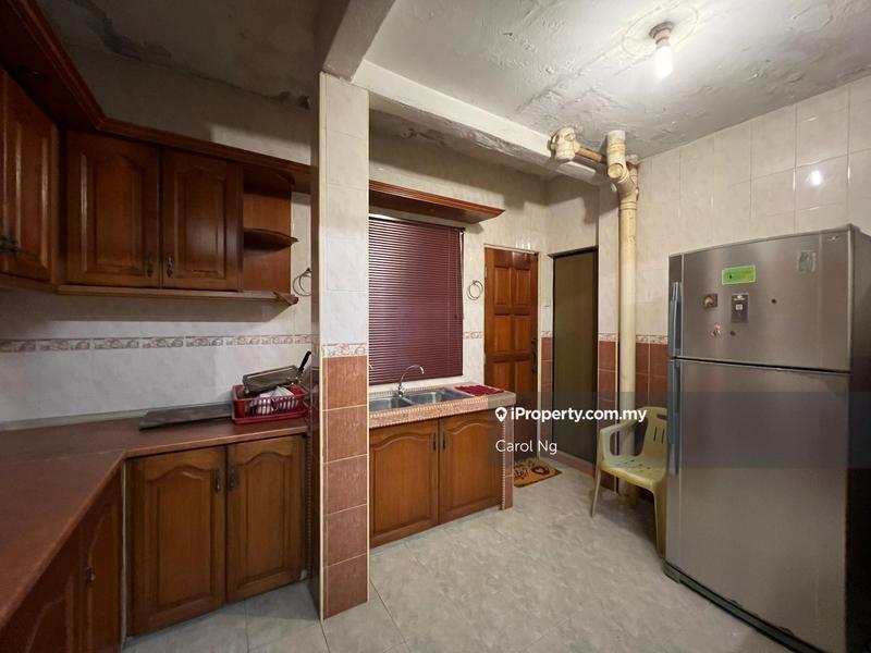 Rumah Teres 2-Tingkat untuk Dijual di Bandar Country Homes, Rawang oleh Carol Ng - iProperty.com.my