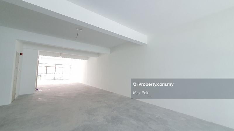 Shop / Office for Sale in Seri Kembangan, Selangor by Max Pek - iProperty.com.my