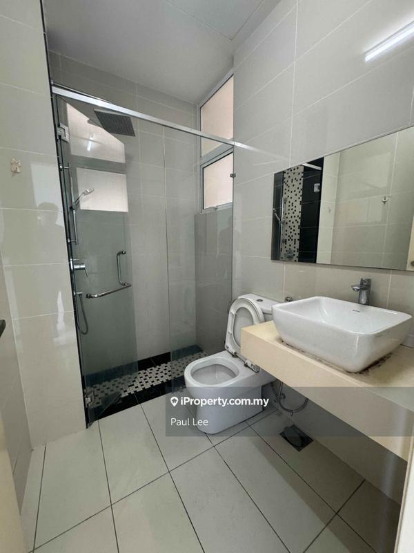 Service Residence for Sale in Skypod Residence by Paul Lee - iProperty.com.my