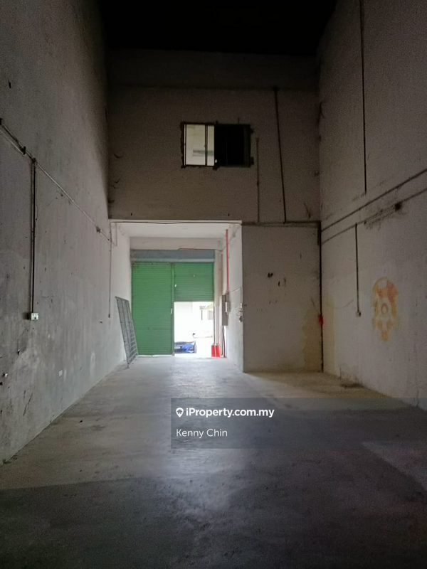 For Rent - 1.5 Storey Factory, Villa Raya, Sungai Lalang, Semenyih