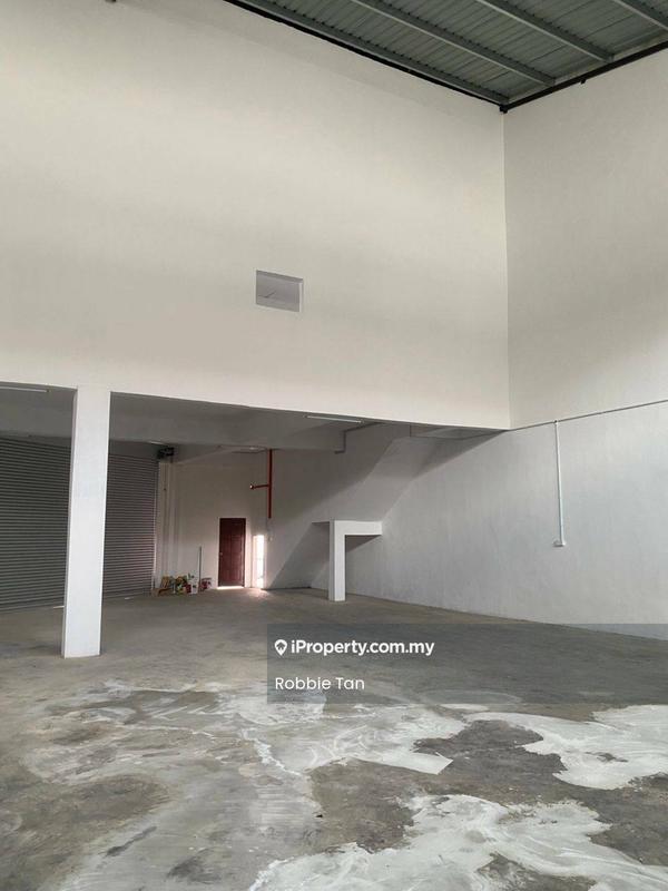 Shop for Rent in Taman Johor Jaya, Johor Bahru by Robbie Tan - Interior - iProperty.com.my