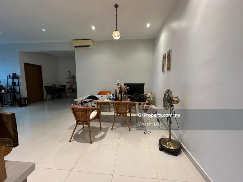 For Sale - Sri Putramas III / Royal Regent