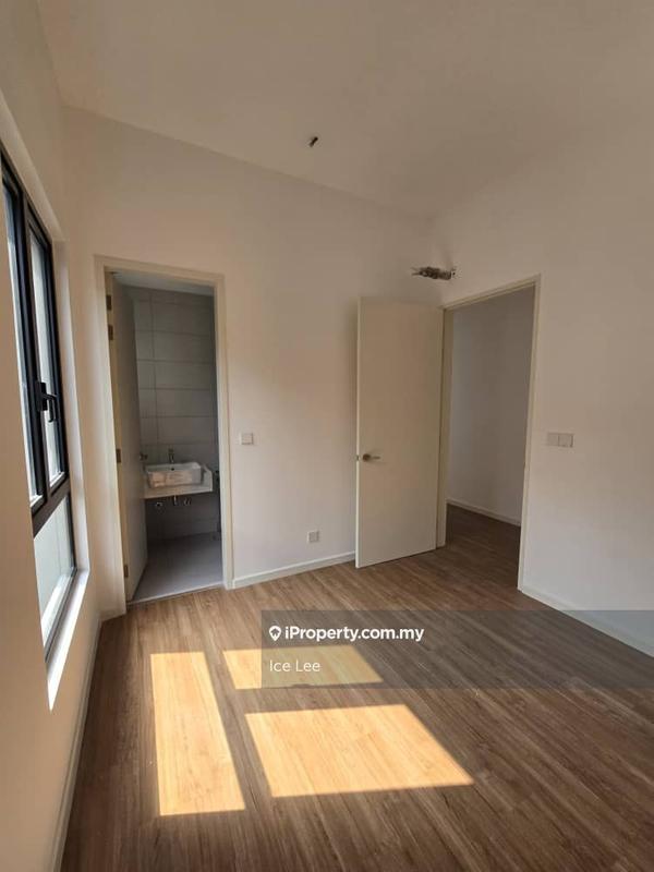 Bungalow House for Sale in qi6mk, Telok Panglima Garang by Ice Lee - iProperty.com.my