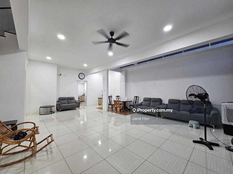 3-storey Terraced House for Sale in 16 Sierra, Puchong by Jane Hor - iProperty.com.my