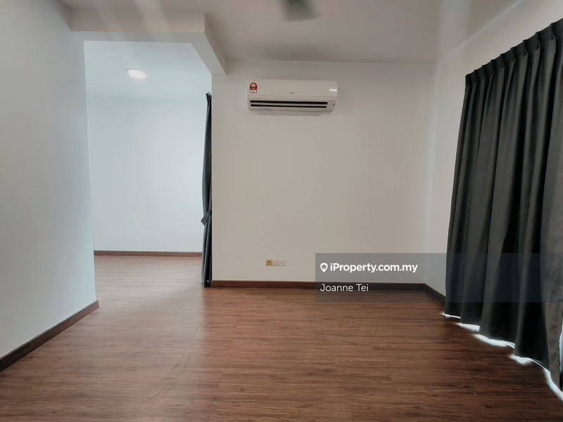 3-storey Terraced House for Sale in Lakepoint Residence, Cyberjaya by Joanne Tei - iProperty.com.my