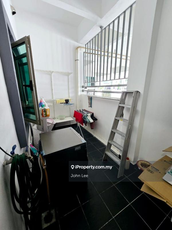 Rumah Berangkai 1.5 Tingkat untuk Dijual di Taman Bukit Serdang, Seri Kembangan oleh John Lee - iProperty.com.my