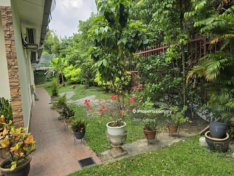 Bungalow House for Sale in Seksyen 11, Petaling Jaya by Josh Chong - iProperty.com.my