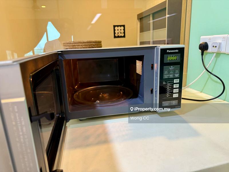 Service Residence for Rent in The Leafz @ Dedaun by Wong CC - Kitchen - microwave  - iProperty.com.my