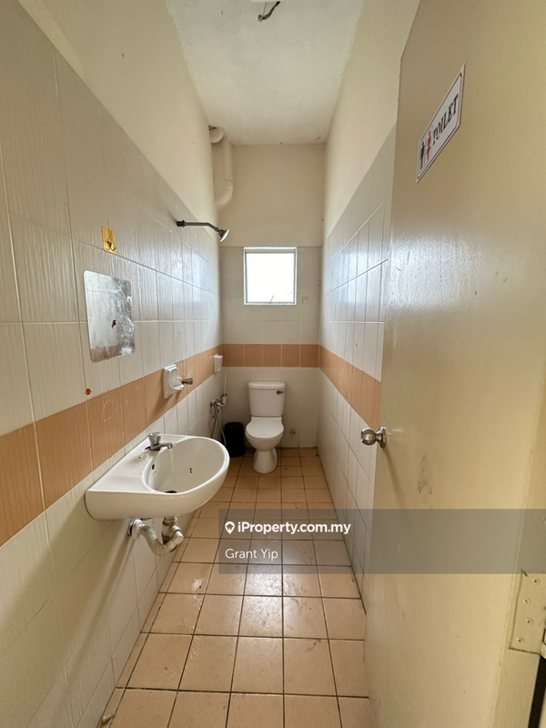 Semi-Detached House for Sale in Taman Puncak Jalil, Seri Kembangan by Grant Yip - iProperty.com.my