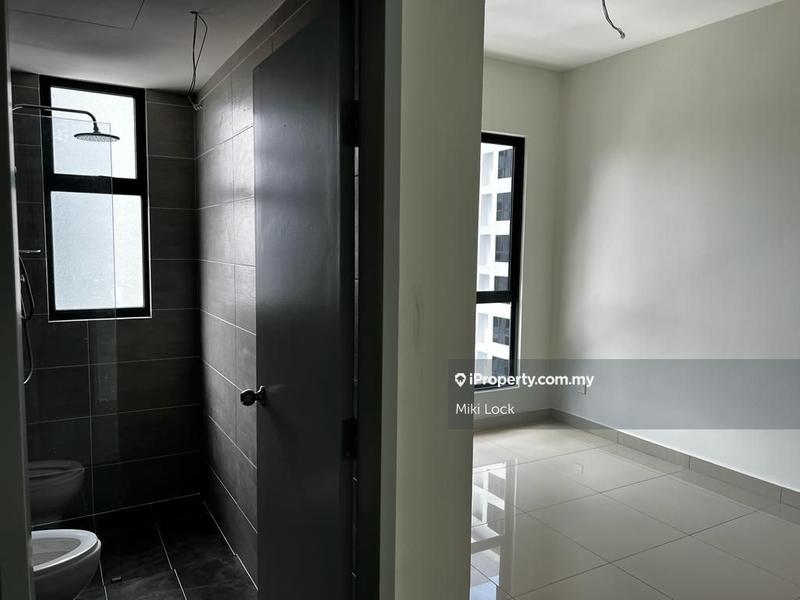 Condominium for Sale in Platinum Arena by Miki Lock - iProperty.com.my