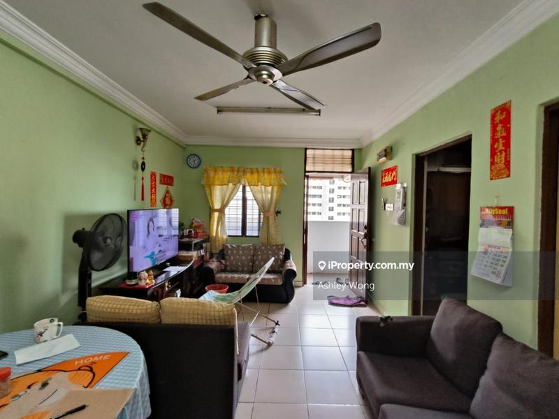 For Sale - Pelangi Magna