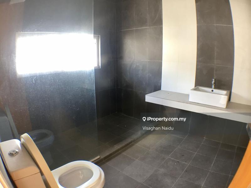 Bungalow House for Sale in Kota Emerald, Rawang by Visaghan Naidu - iProperty.com.my