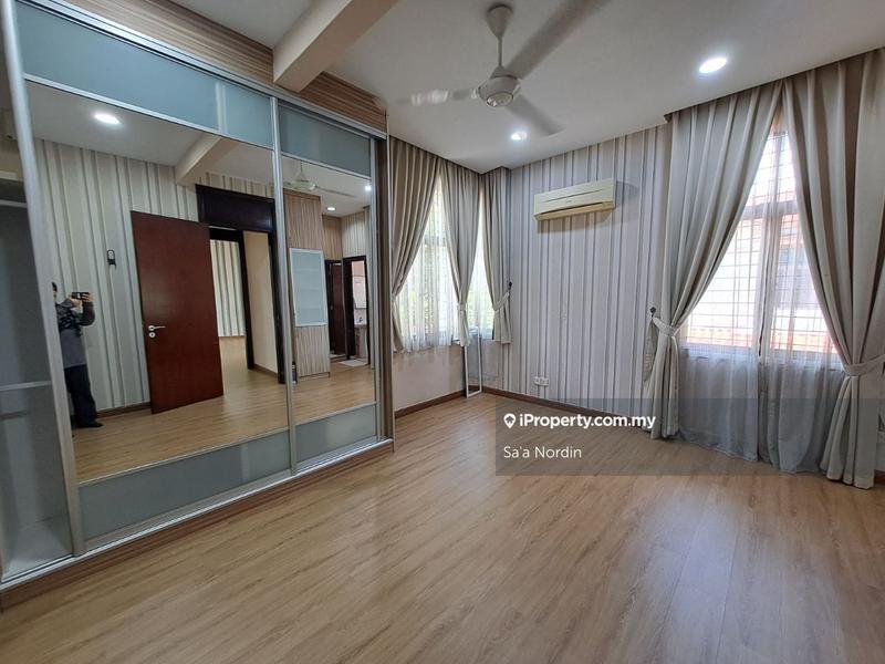 Rumah Berangkai 2 Tingkat untuk Dijual di Bukit Jelutong, Shah Alam oleh Sa'a Nordin - iProperty.com.my