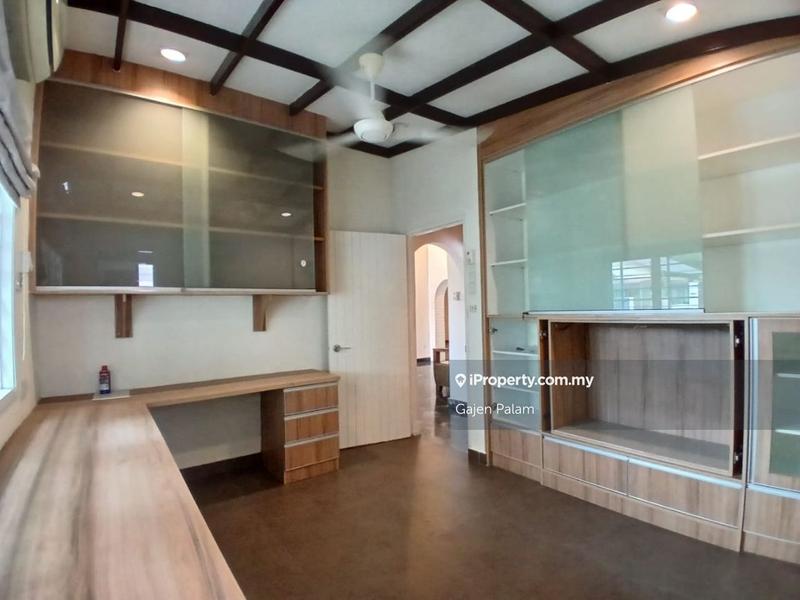Banglo untuk Dijual di Seksyen 4, Petaling Jaya oleh Gajen Palam - iProperty.com.my