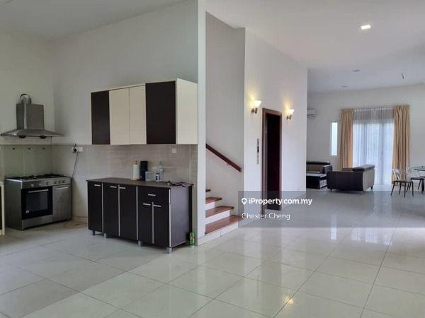 Rumah Berangkai 3 Tingkat untuk Dijual di Glenmarie, Selangor oleh Chester Cheng - iProperty.com.my