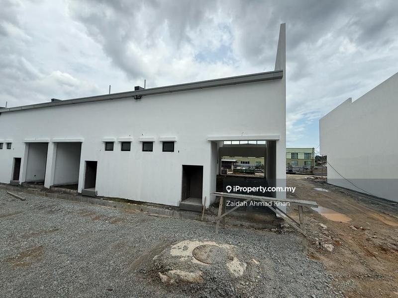 Kedai untuk Disewa di Bandar Tasik Kesuma, Beranang oleh Zaidah Ahmad Khan - iProperty.com.my
