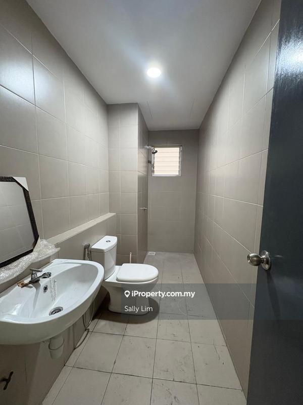 Condominium for Rent in Lakefront Homes by Sally Lim - iProperty.com.my