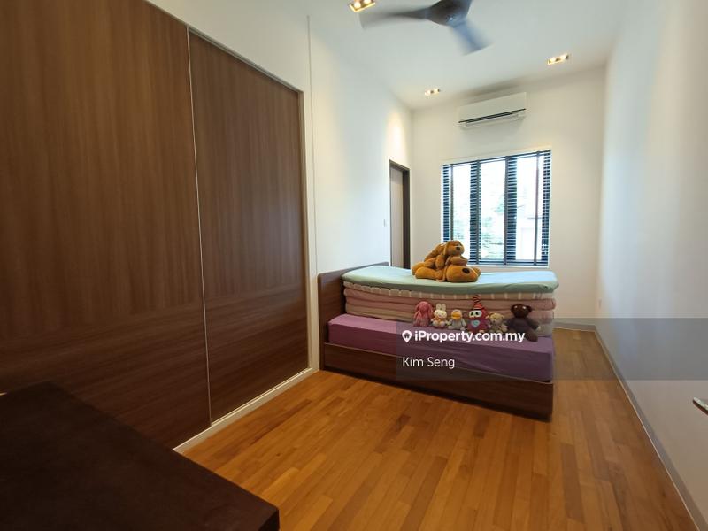 Semi-Detached House for Sale in Taman Kluang Indah CORNER LOT(绿园）, Kluang by Kim Seng - iProperty.com.my