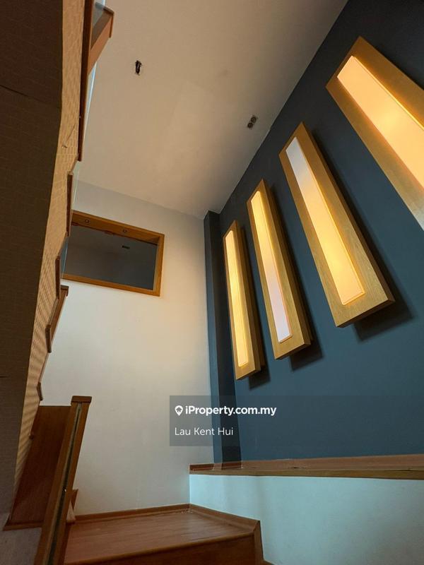 Bungalow House for Sale in Taman Pinggiran Putra, Seri Kembangan by Lau Kent Hui - iProperty.com.my