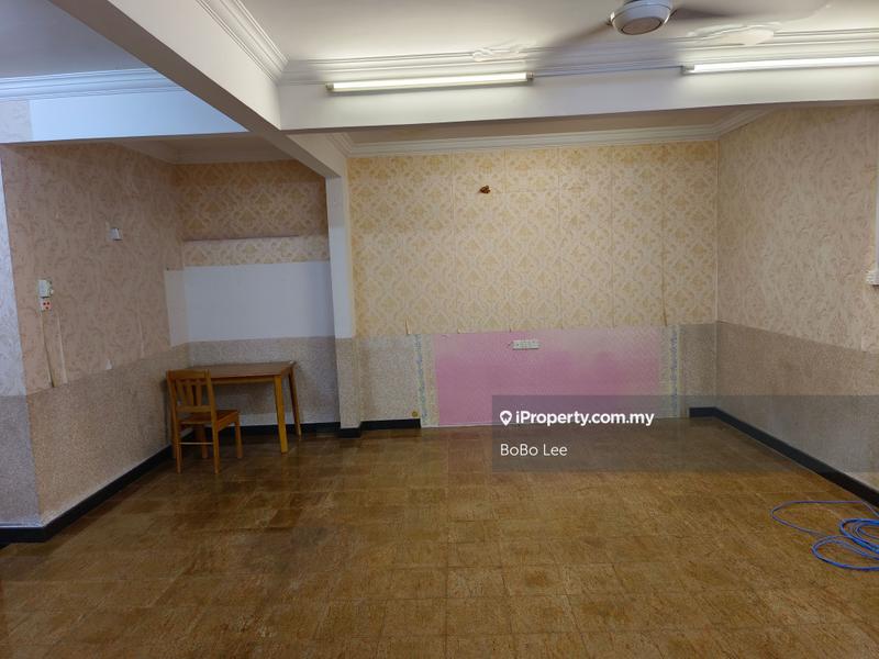 Semi-Detached House for Sale in Taman Overseas Union (Taman Oug), Jalan Klang Lama (Old Klang Road) by BoBo Lee - iProperty.com.my