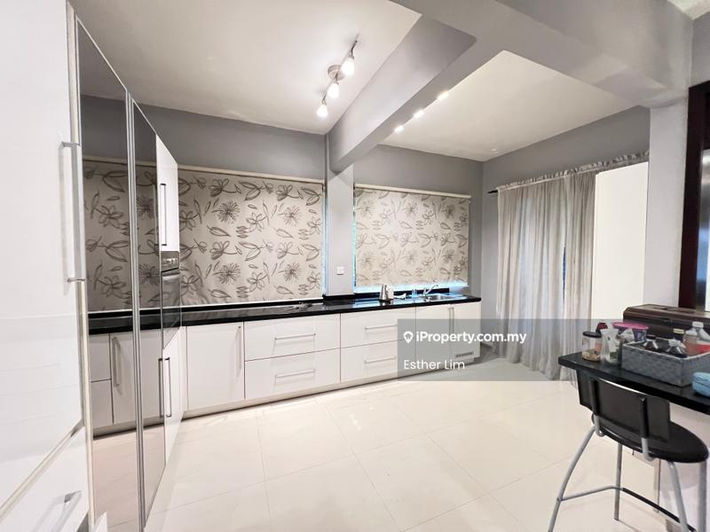 Rumah Berangkai 2 Tingkat untuk Dijual di Seri Utama Damansara, Kota Damansara oleh Esther Lim - Kitchen - iProperty.com.my