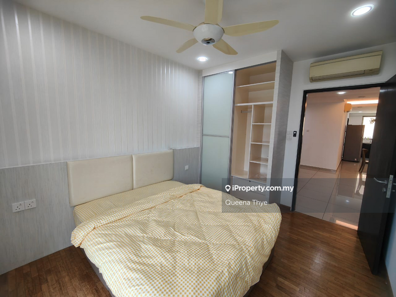 For Rent - Molek Pine 3