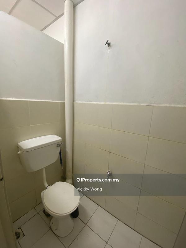 Shop for Sale in Taman Dagang Permai, Ampang by Vickky Wong - iProperty.com.my