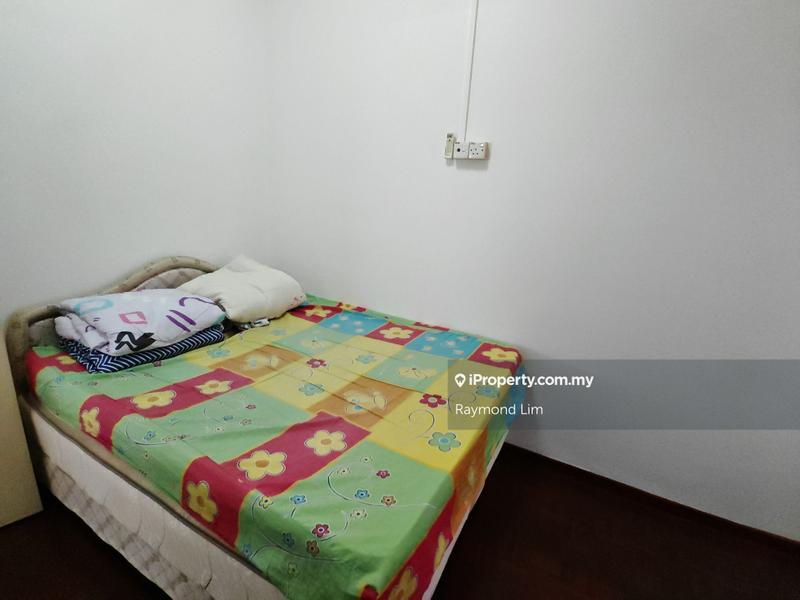 Rumah Berangkai 2 Tingkat untuk Dijual di 7a1nq, Batu Berendam oleh Raymond Lim - iProperty.com.my