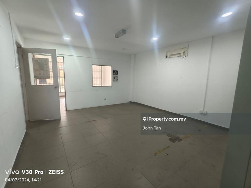 For Sale - (108x100|Cargo Lift|Renovated|Corner|Freehold) Kepong @ Sri Ehsan 2.5sty Factory