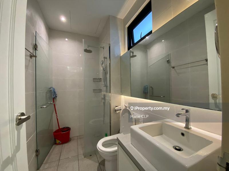 Kediaman Servis untuk Dijual di Conezion Residences oleh Marie CLP - iProperty.com.my