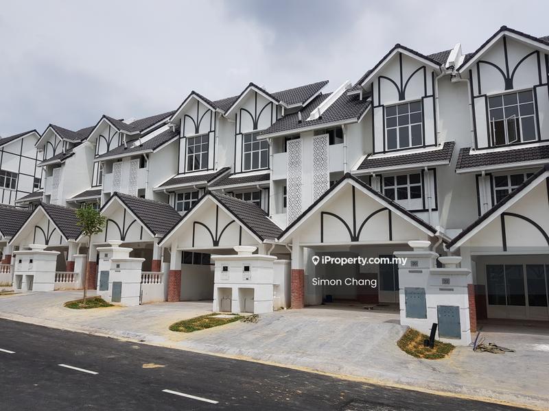 Rumah Teres 3-Tingkat untuk Dijual di Anjung Sari, Setia Alam, Shah Alam, Setia Alam oleh Simon Chang - Exterior - iProperty.com.my