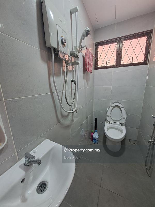 Rumah Teres 2-Tingkat untuk Dijual di Taman Mayang, Petaling Jaya oleh Nick Mok - iProperty.com.my