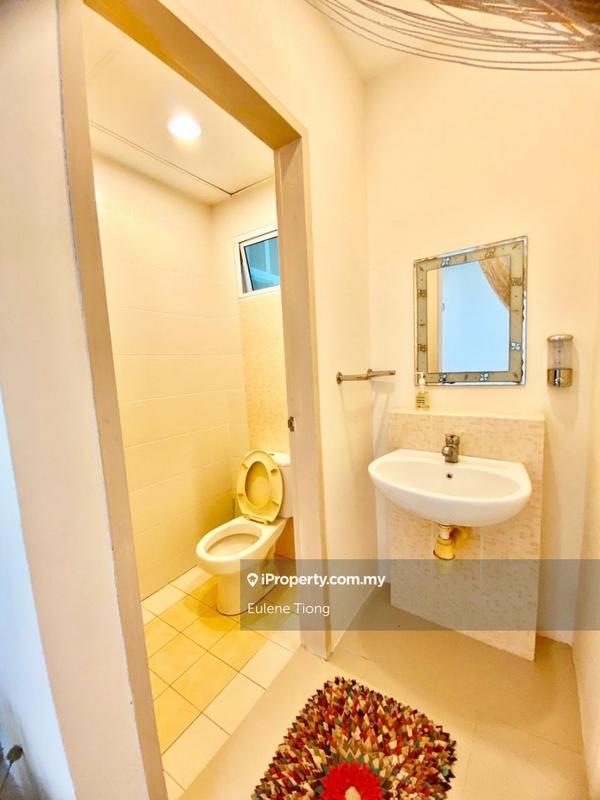 Rumah Bandar untuk Disewa di Kuching, Sarawak oleh Eulene Tiong - iProperty.com.my