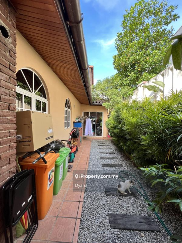 Bungalow House for Sale in Bukit Jelutong, Shah Alam by Dyana - iProperty.com.my