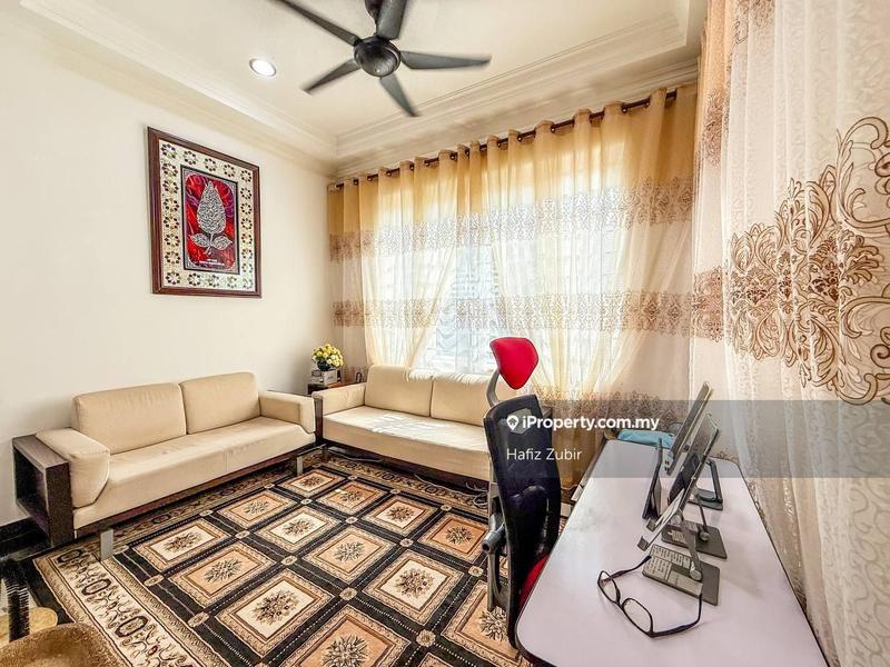 Rumah Berkembar untuk Dijual di 8da2t, Ulu Kelang oleh Hafiz Zubir - iProperty.com.my