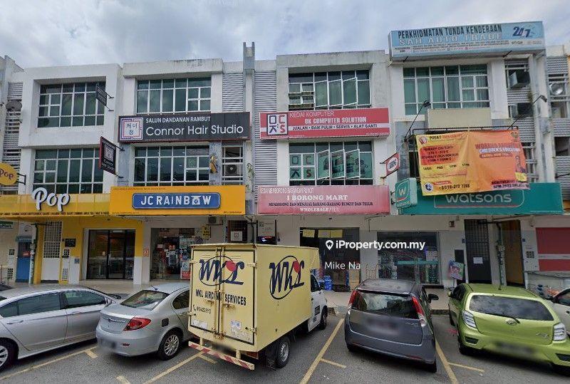 Shop for Rent in Taman Sri Serdang, Seri Kembangan by Mike Na - iProperty.com.my