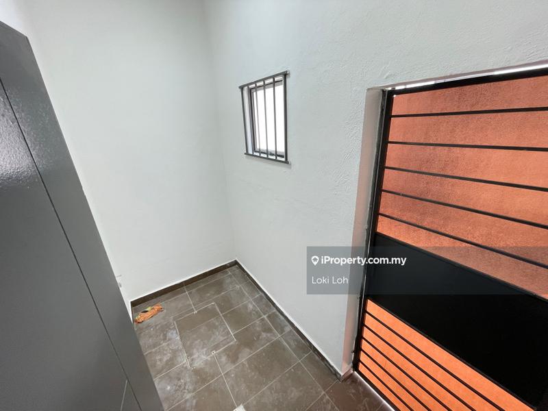 Rumah Berangkai 3 Tingkat untuk Disewa di Corner Hijauan Selayang Perdana Residensi Bluesky, Selayang oleh Loki Loh - iProperty.com.my