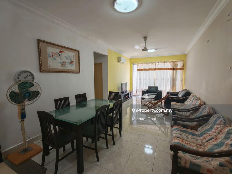 For Rent - Koi Tropika