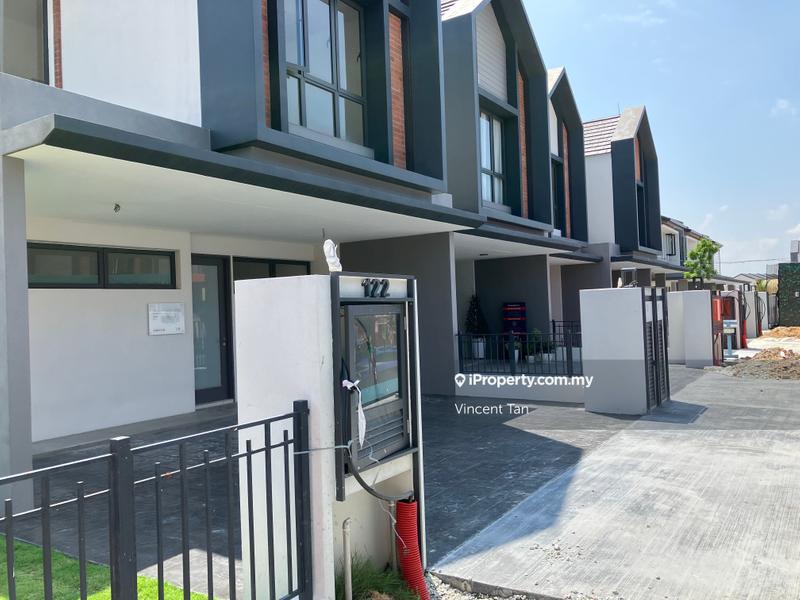 2-storey Terraced House for Sale in ELMINA ILHAM Residence East Garden West Valley, Shah Alam by Vincent Tan - iProperty.com.my