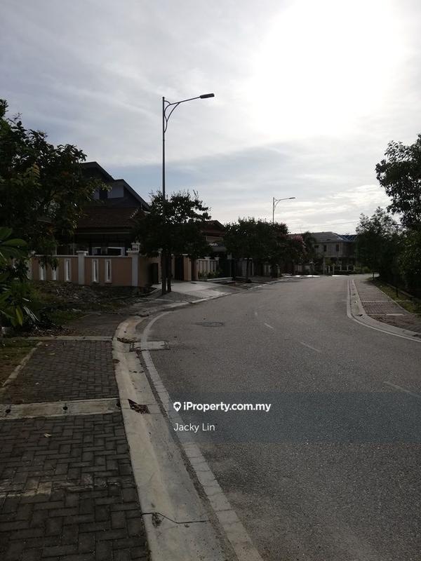 Bungalow Land for Sale in putra hill residency, bandar seri putra, Kajang by Jacky Lin - iProperty.com.my