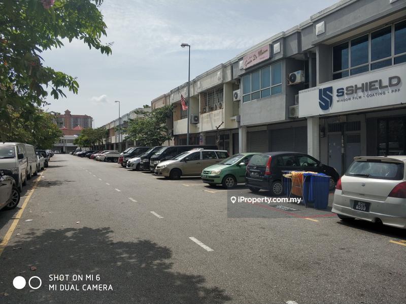 Shop for Sale in Bandar Puteri Puchong, Puchong by Kelvin Tan - iProperty.com.my