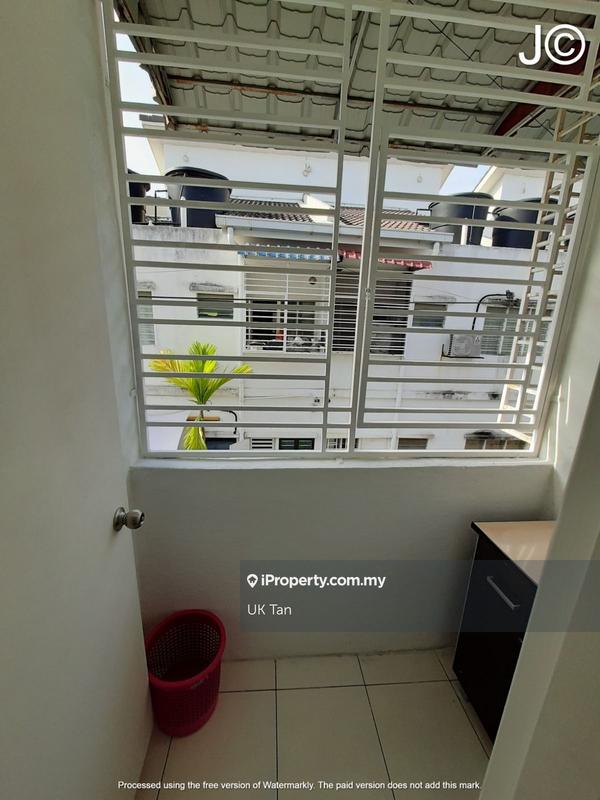 Townhouse for Sale in Bandar Saujana Putra, Tanjong Duabelas by UK Tan - iProperty.com.my