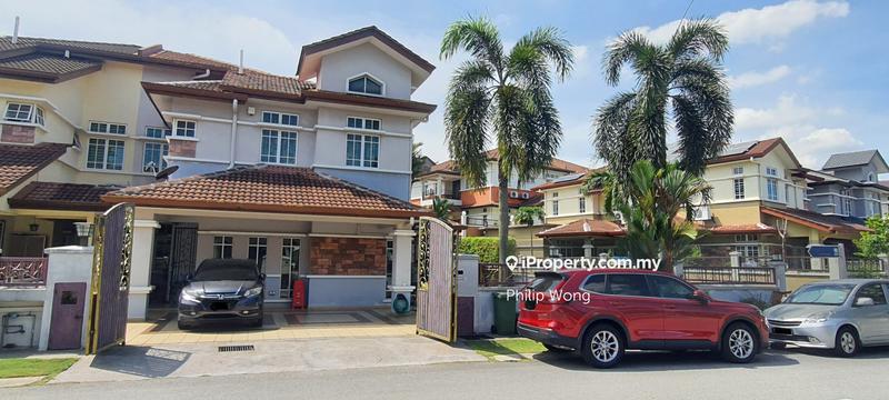 Rumah Berkembar untuk Dijual di Taman Equine, Seri Kembangan oleh Philip Wong - iProperty.com.my